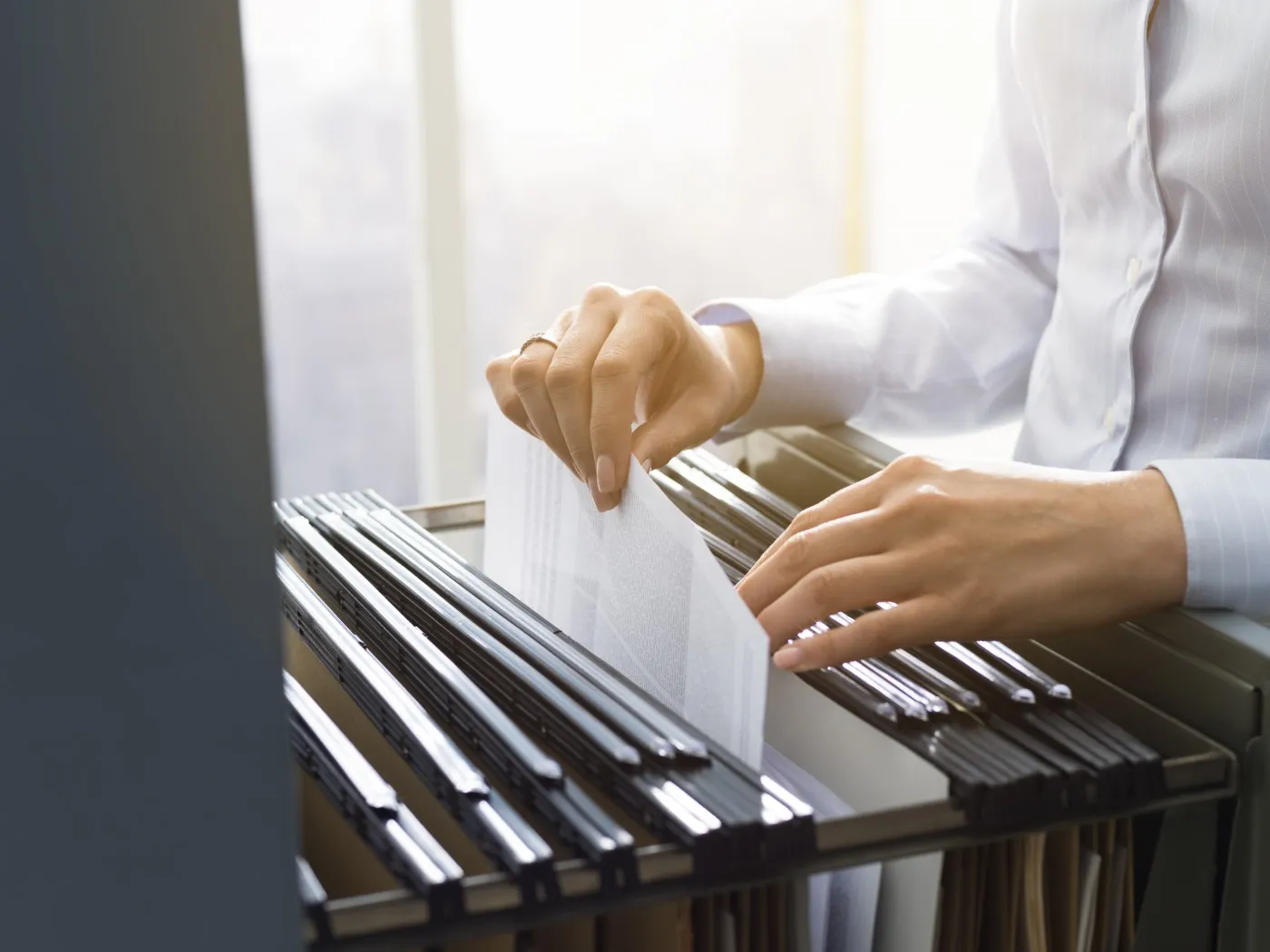 Como regularizar imóvel comercial? O guia definitivo para empresas